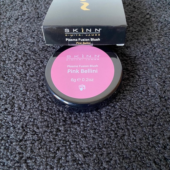 Skinn Cosmetics Plasma Fusion Pink Bellini Blush - Picture 2 of 3